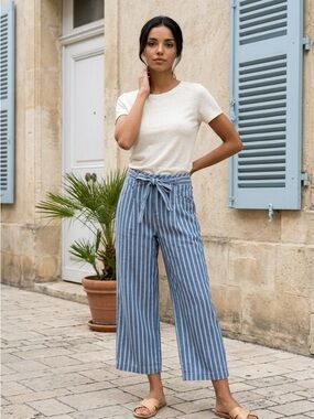American Eagle Outfitters Blue and White Striped Tie-Waist Wide-Leg Pants